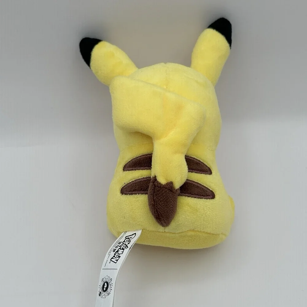 Pokemon Smiling Pikachu Plush Toy Keychain Nintendo Collectible 6